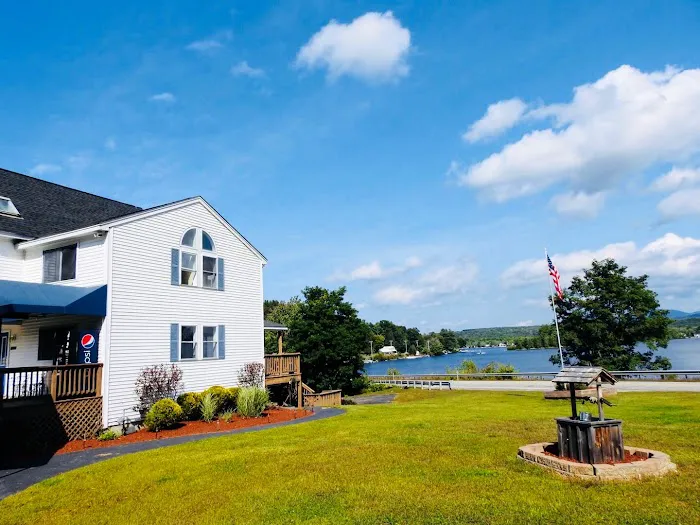 Winnisquam Lake Inn 4