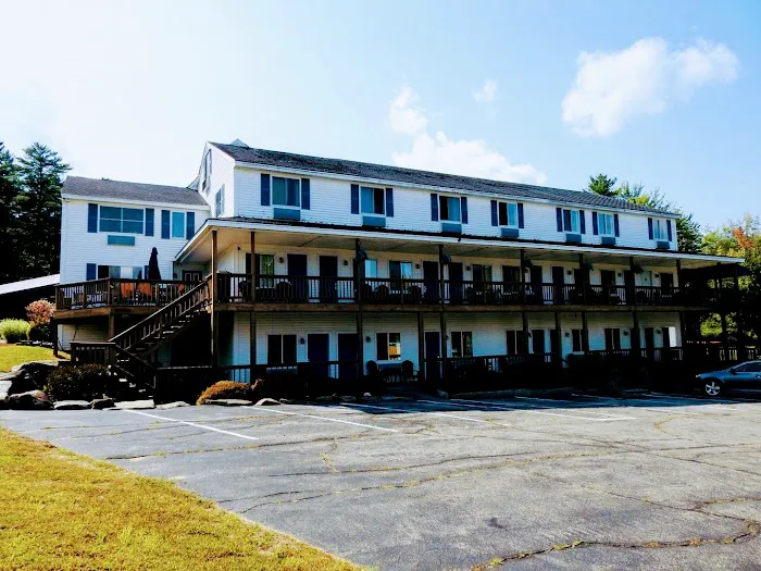 Winnisquam Lake Inn 4