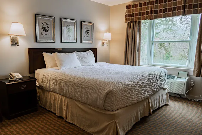 Silver Fox Inn 4
