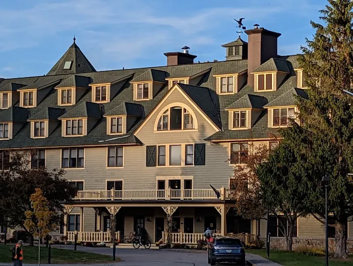 Golden Eagle Lodge Resort 4