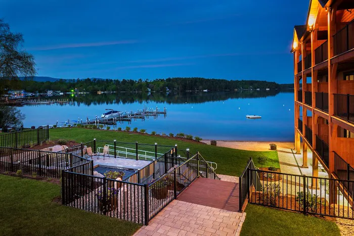 Center Harbor Inn 4