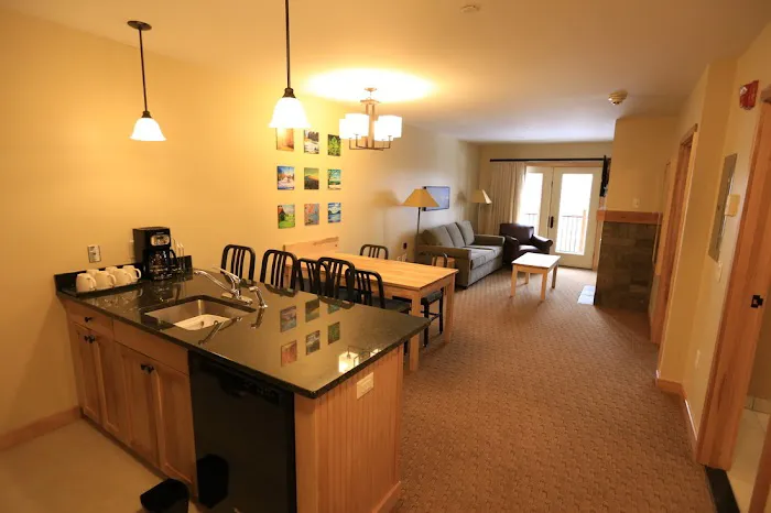 Burke Mountain Hotel & Conference Center 5