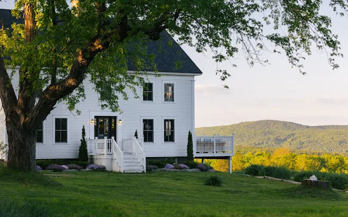 Kingdom Carriage House 4