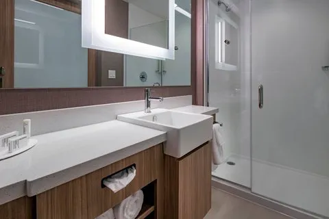 SpringHill Suites Wrentham Plainville 4