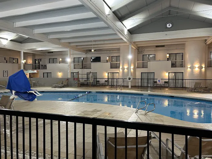 enVision Hotel & Conference Center Mansfield-Foxboro 4