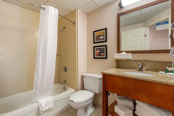 MainStay Suites Foxboro - Mansfield 4
