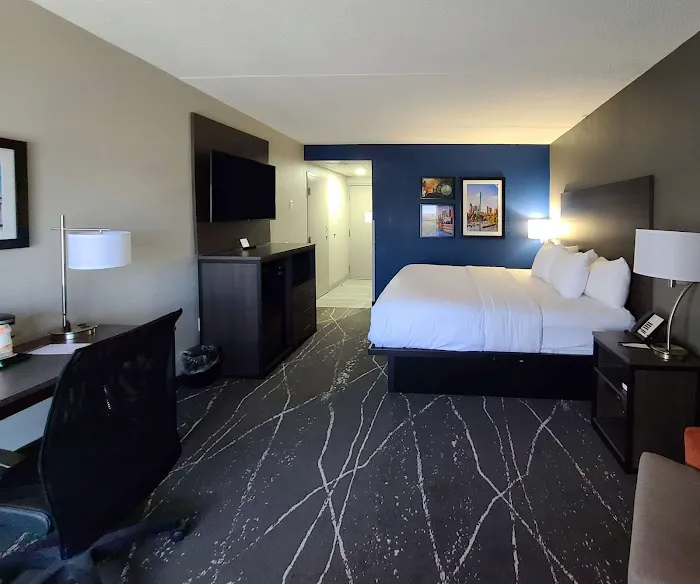 Comfort Inn Boston Milford 5