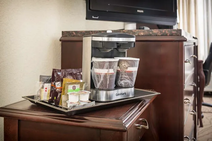 DoubleTree by Hilton Hotel Boston - Milford 5