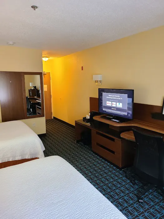 Fairfield Inn & Suites Boston Milford 5