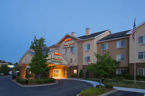Fairfield Inn & Suites Boston Milford 5