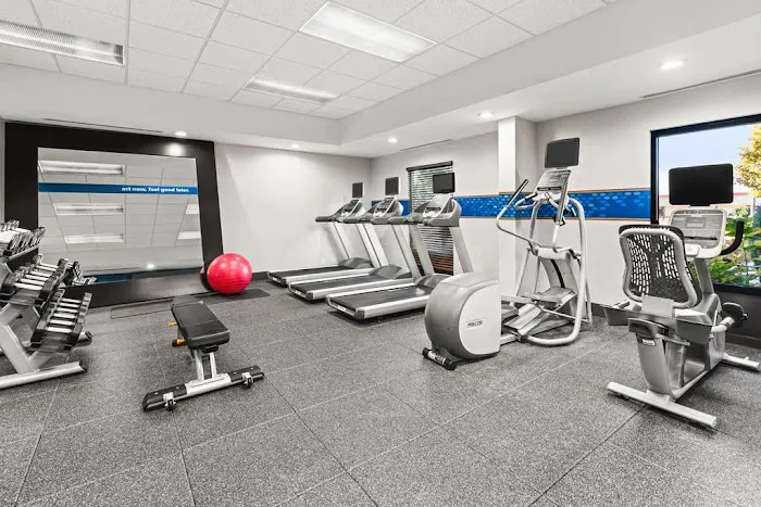 Hampton Inn Seekonk 4
