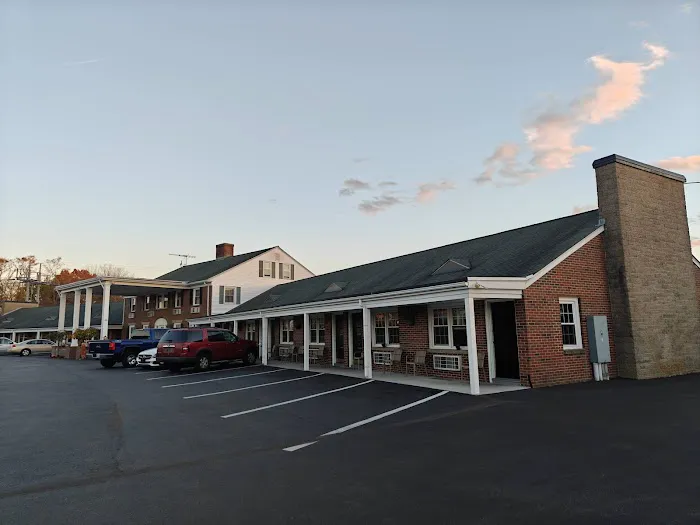 Colonial Inn Seekonk 4