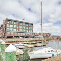 Club Wyndham Inn on Long Wharf ico