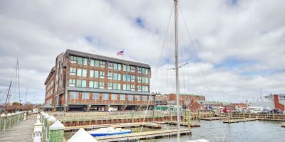 Club Wyndham Inn on Long Wharf