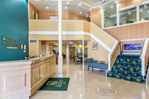 Quality Inn & Suites Middletown - Newport 5
