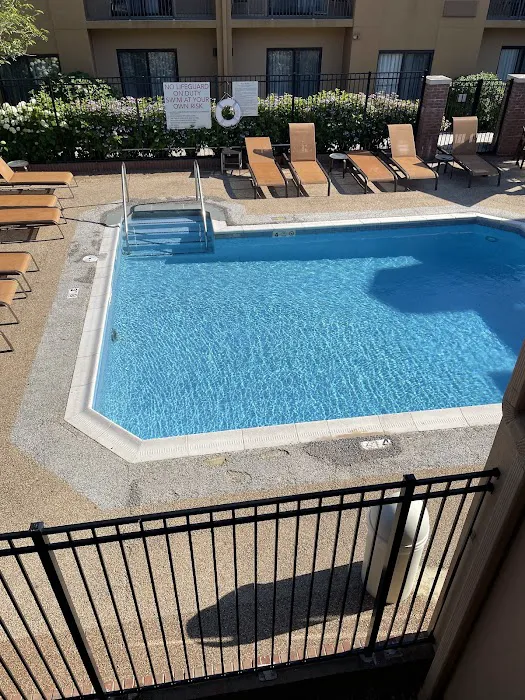 Sonesta Select Newport Middletown 5