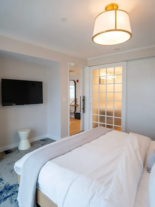 The Brenton Hotel 4