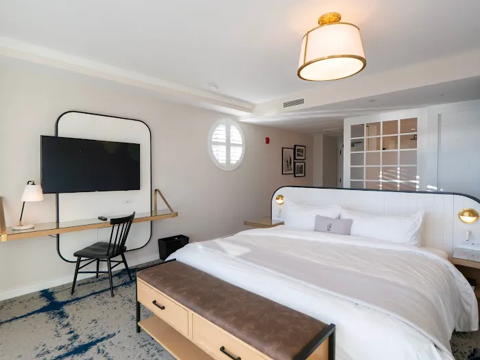 The Brenton Hotel 4