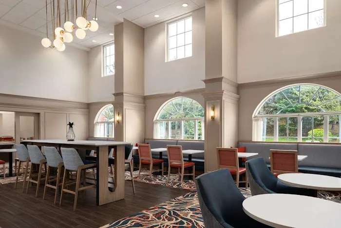 Hampton Inn & Suites Newport/Middletown 5