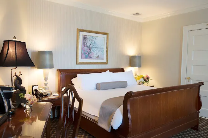 OceanCliff Hotel 4