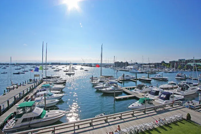 The Newport Harbor Hotel and Marina 4