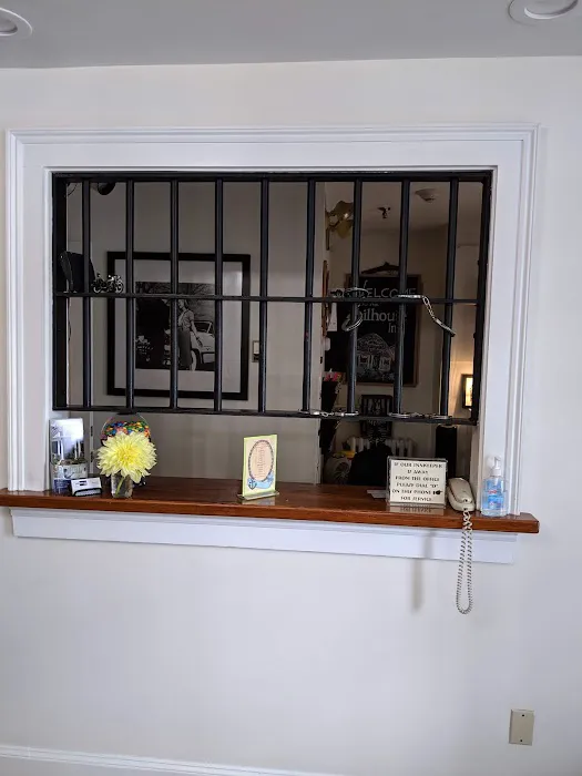 Jailhouse Inn 4