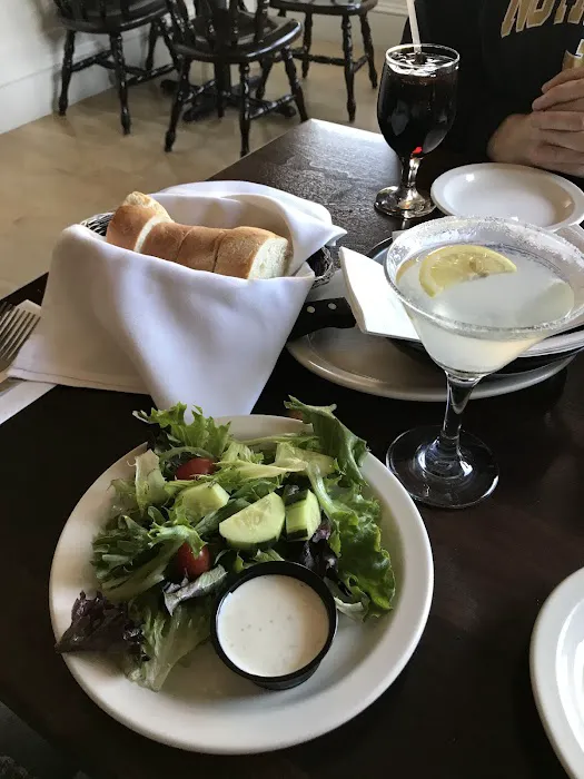 Rhea's Inn 5