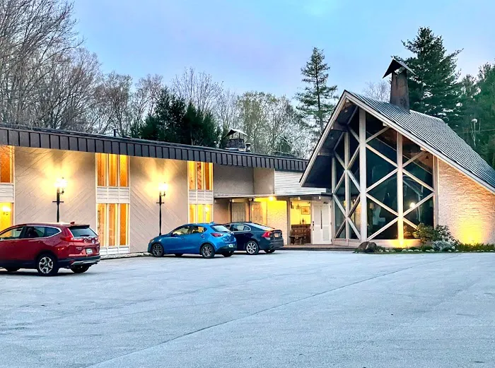 Toll Road Inn 5