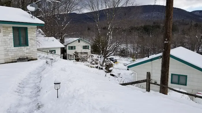 Marbledge Cabins 5