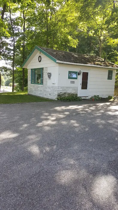 Marbledge Cabins 5