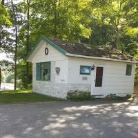 Marbledge Cabins ico