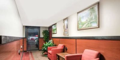 Super 8 by Wyndham Gardner