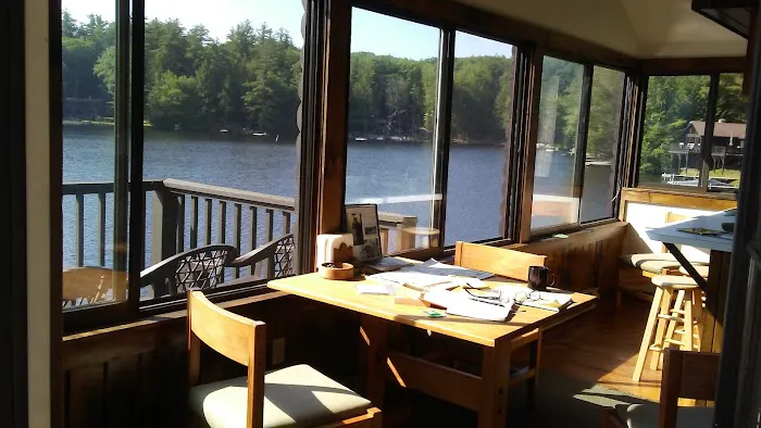 Lake Shore Village Resort 4