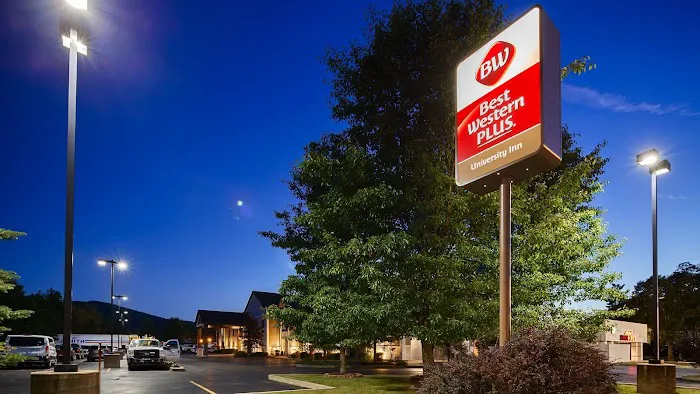 Best Western Plus University Inn 4