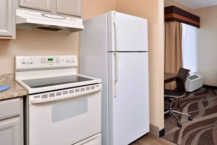 Best Western Plus University Inn 4