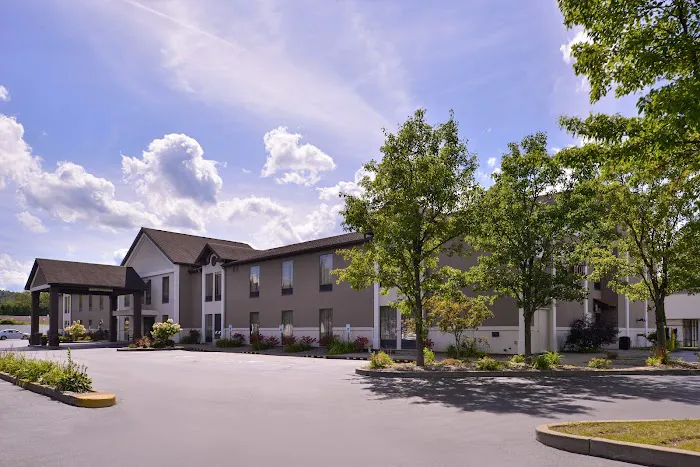 Best Western Plus University Inn 4