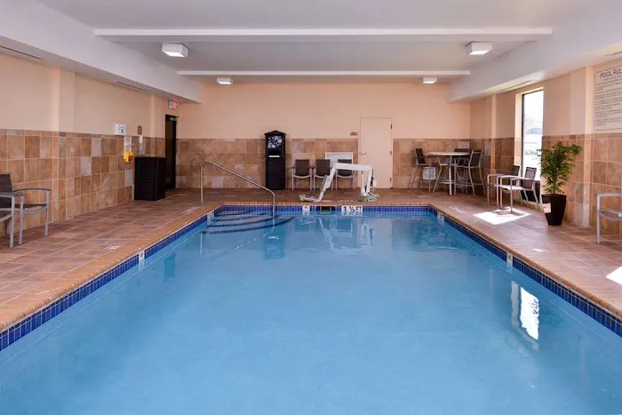Best Western Plus University Inn 4