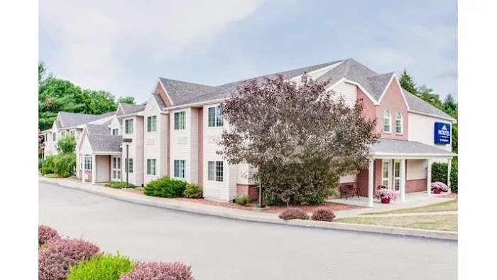 Microtel Inn & Suites by Wyndham Olean/Allegany 4