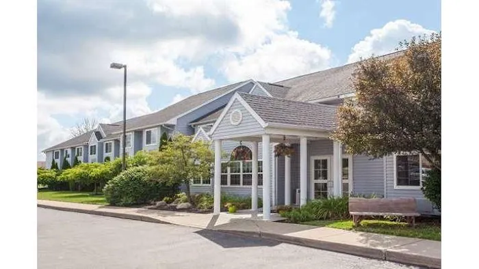 Microtel Inn & Suites by Wyndham Springville 4