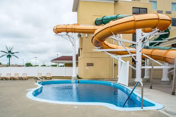 Quality Inn & Suites Palm Island Indoor Waterpark 4