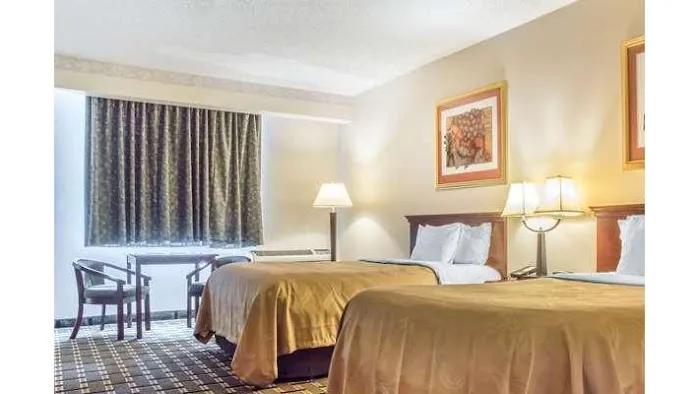 Quality Inn & Suites Palm Island Indoor Waterpark 4