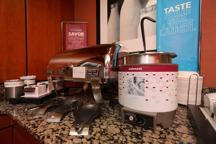 Hampton Inn Batavia 4