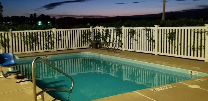 Fairbridge Inn & Suites Batavia - Darien Amusement Park 4