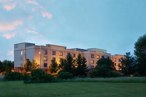 Courtyard Ithaca Airport/University 4