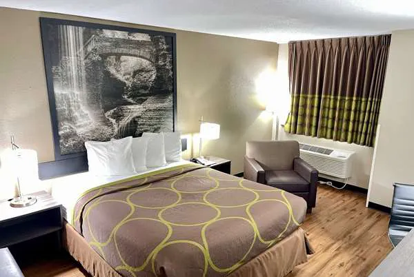 Super 8 by Wyndham Ithaca 4