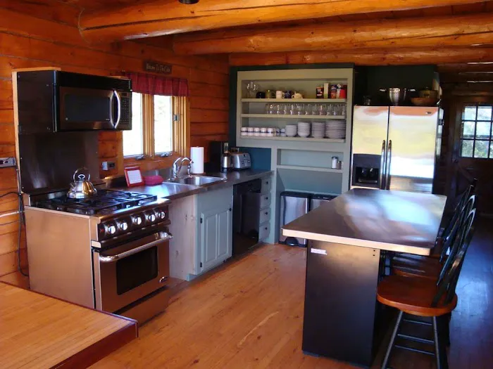 Stowe Log Chalet 4