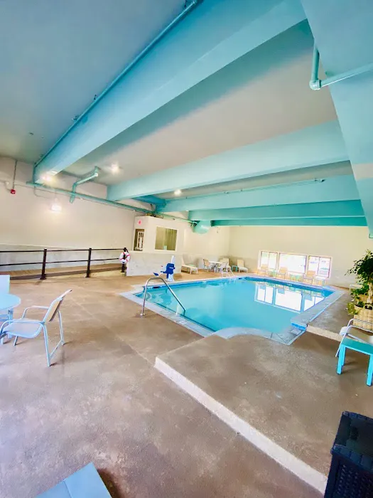 Best Western Plus Landmark Inn 4