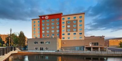 Best Western Plus Landmark Inn