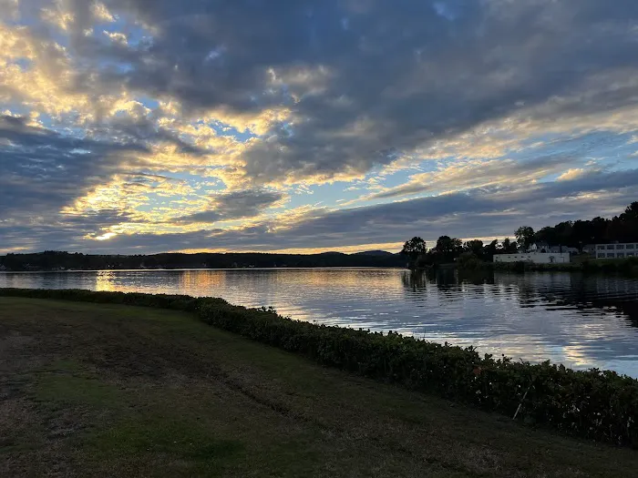 Lake Opechee Inn and Spa 4
