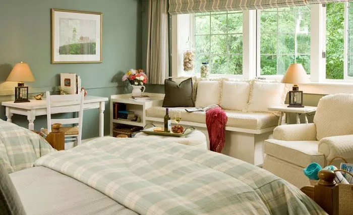 Lake Opechee Inn and Spa 4
